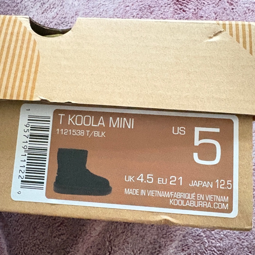 Koolaburra Black Ankle Boots